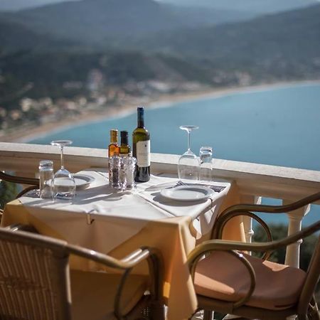 Afión Porto Timoni B&B 외부 사진